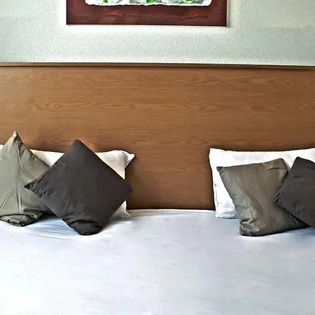 Residhotel Galerie Tatry Apartahotel Burdeos