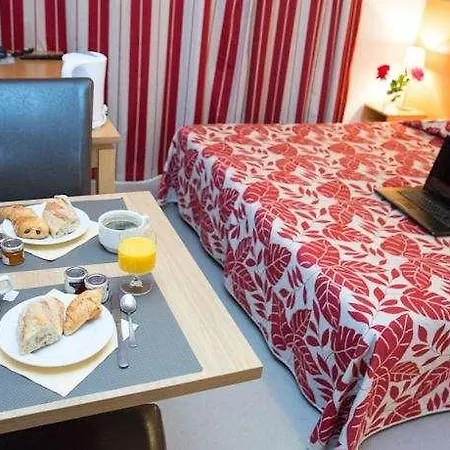 Residhotel Galerie Tatry 3* Burdeos